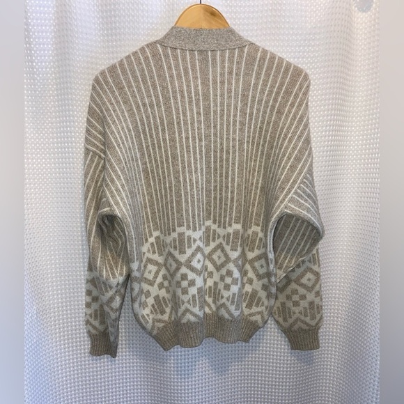 Mens VINTAGE Sears oatmeal and cream buttoned knitted cardigan size‎ Medium - Picture 10 of 12